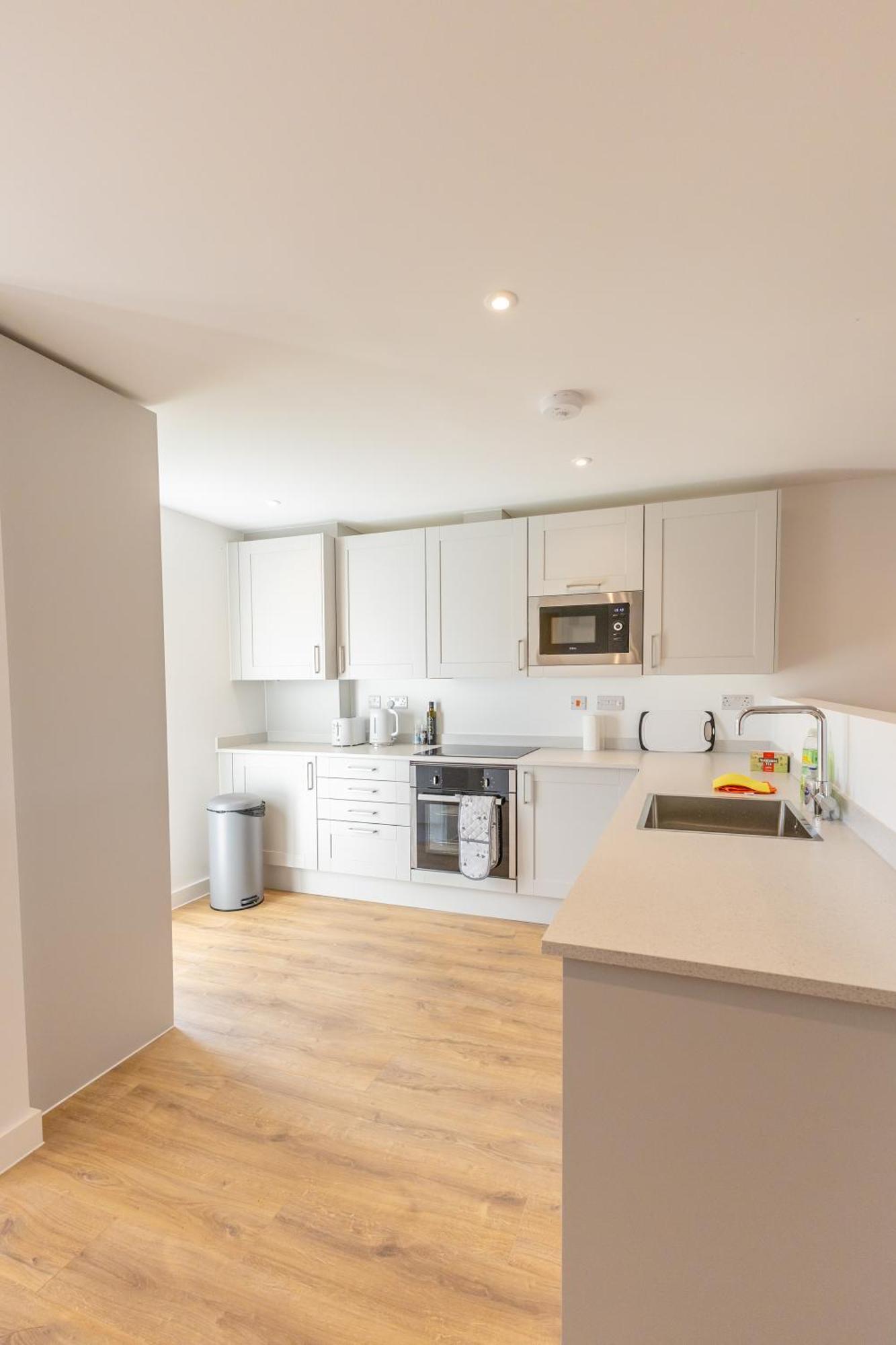 Stunning Modern 3 Bedroom Townhouse - Perfect Getaway Manchester Exterior photo