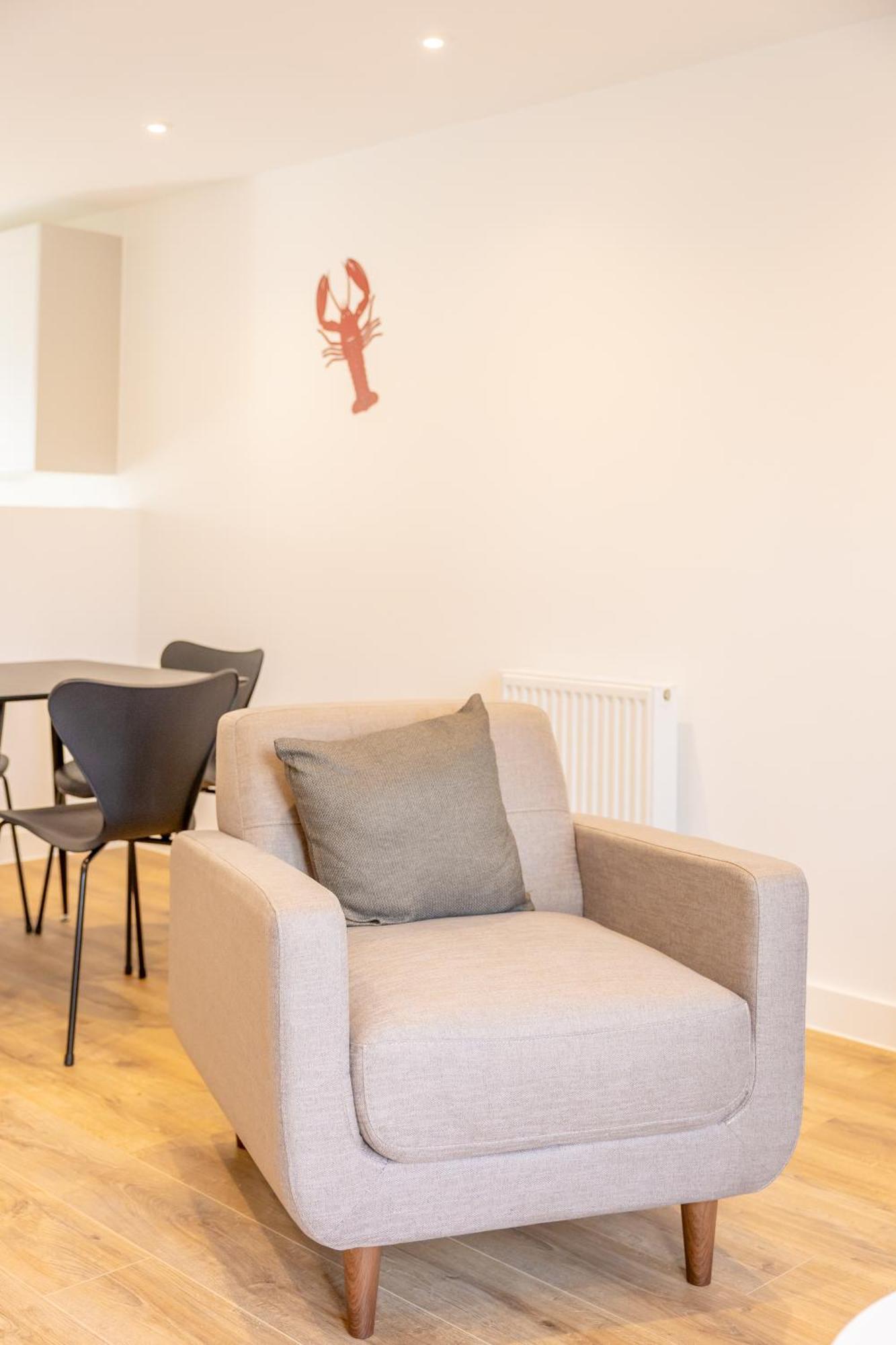 Stunning Modern 3 Bedroom Townhouse - Perfect Getaway Manchester Exterior photo