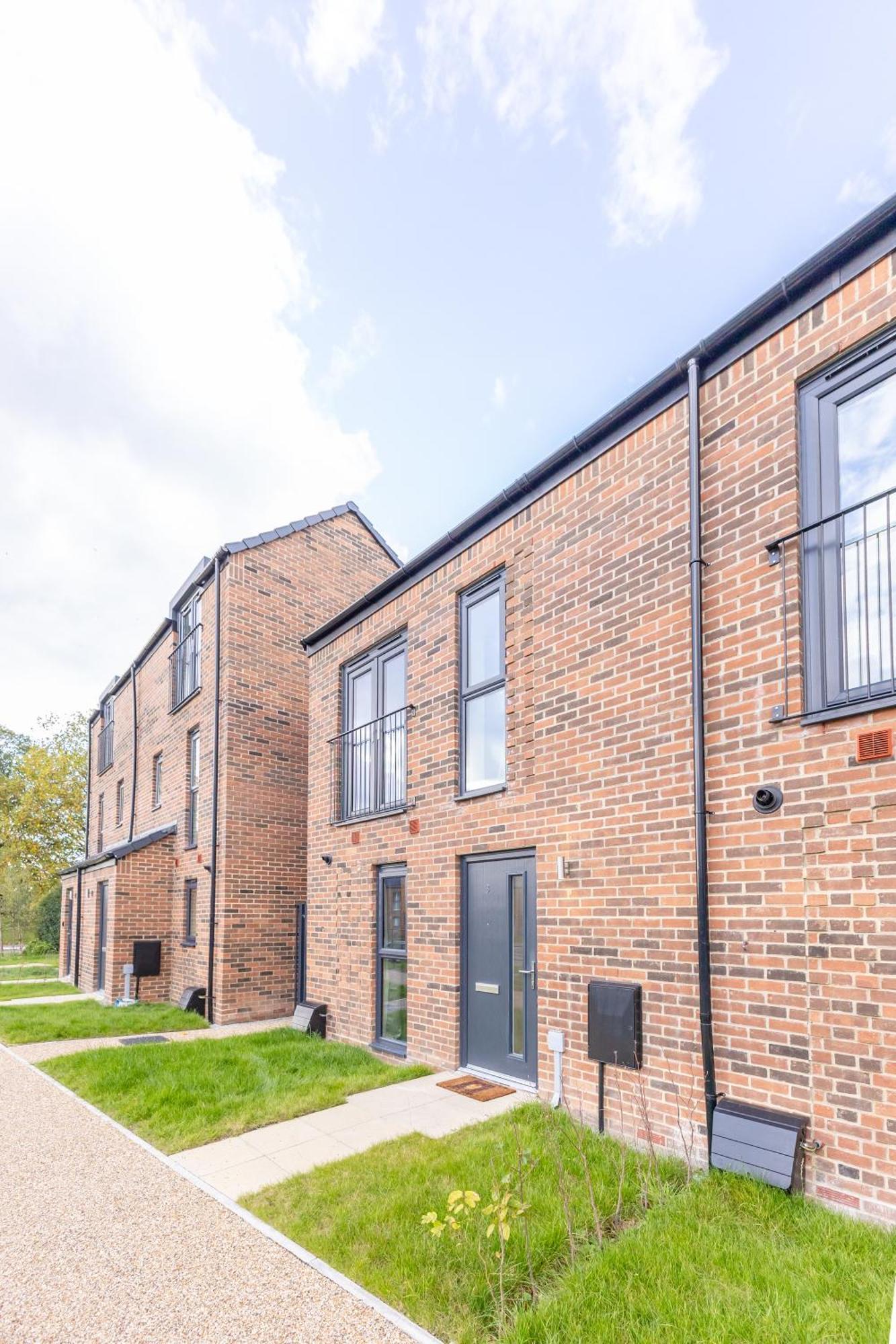 Stunning Modern 3 Bedroom Townhouse - Perfect Getaway Manchester Exterior photo
